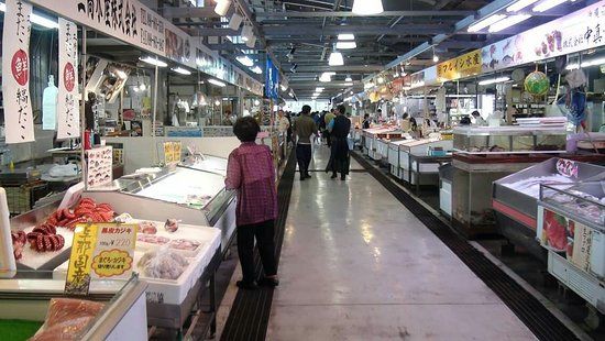 Tomariiyumachi Tomarikoryo Market